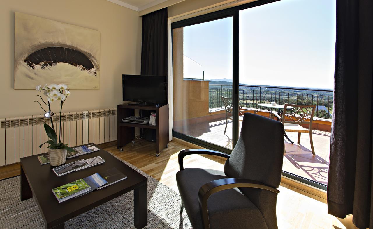 Hotel Can Xiquet Cantallops ภายนอก รูปภาพ